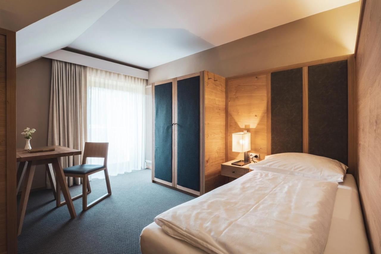 Hotel Arlara Корвара ин Бадия Екстериор снимка