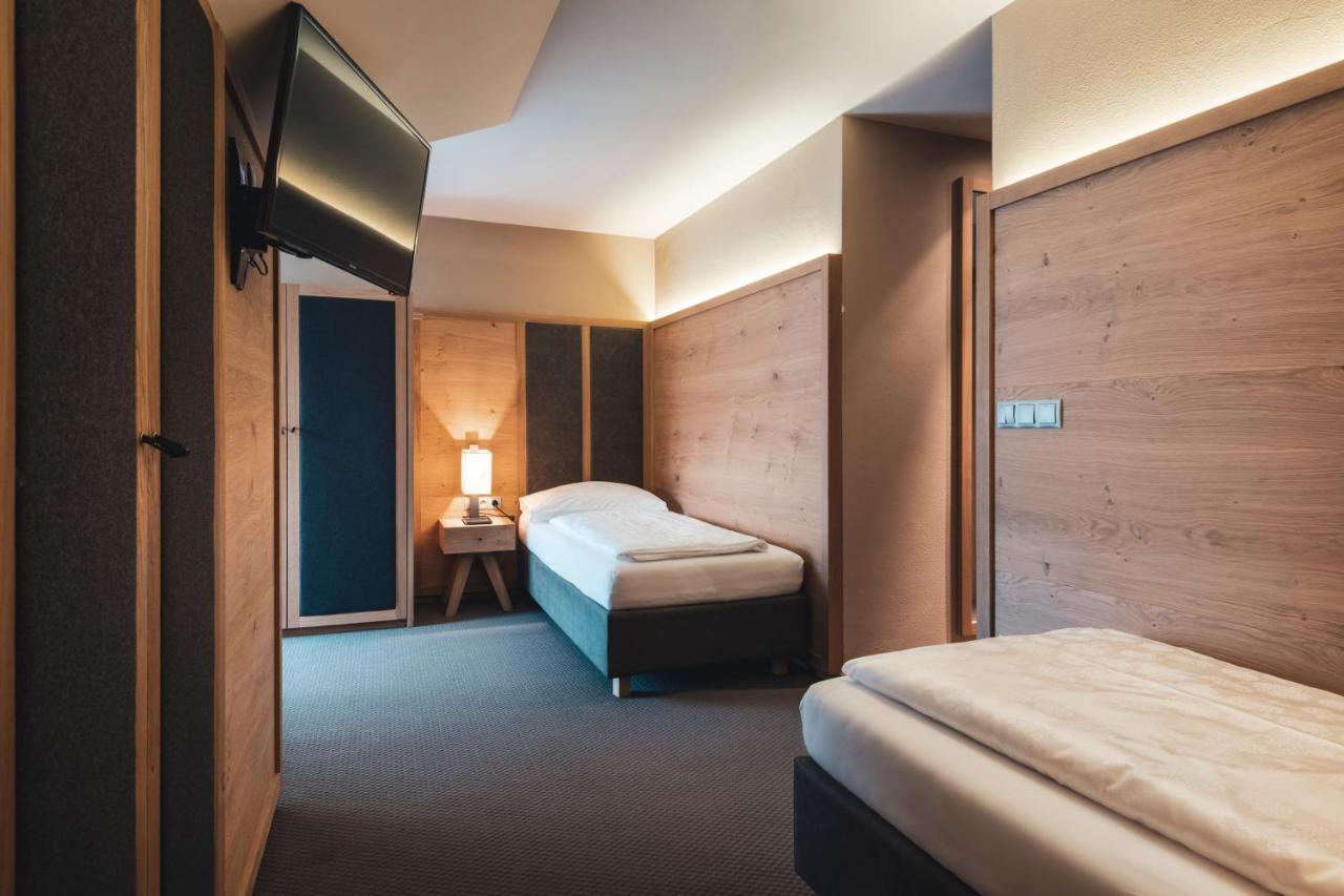 Hotel Arlara Корвара ин Бадия Екстериор снимка
