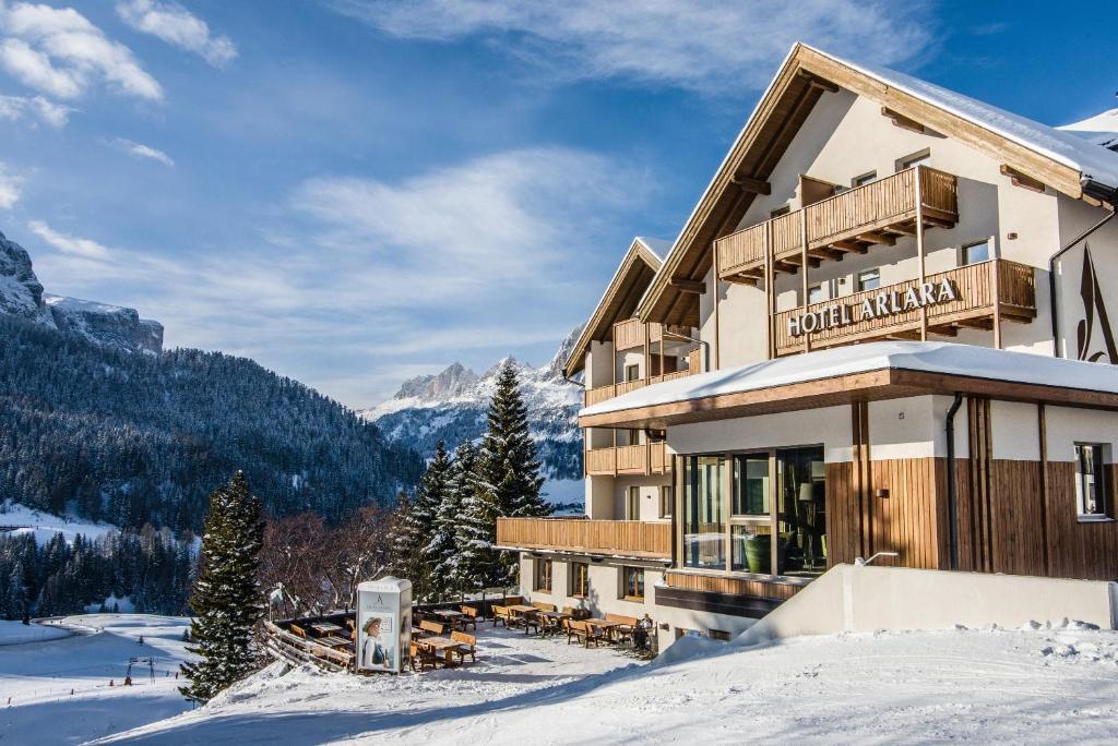 Hotel Arlara Корвара ин Бадия Екстериор снимка