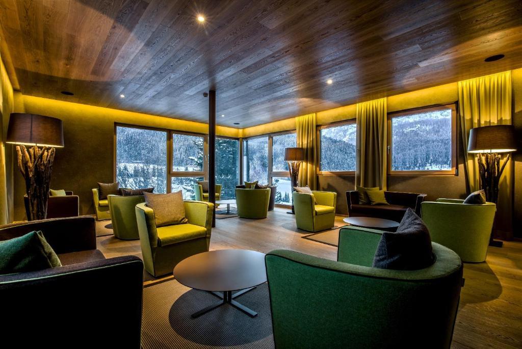 Hotel Arlara Корвара ин Бадия Екстериор снимка