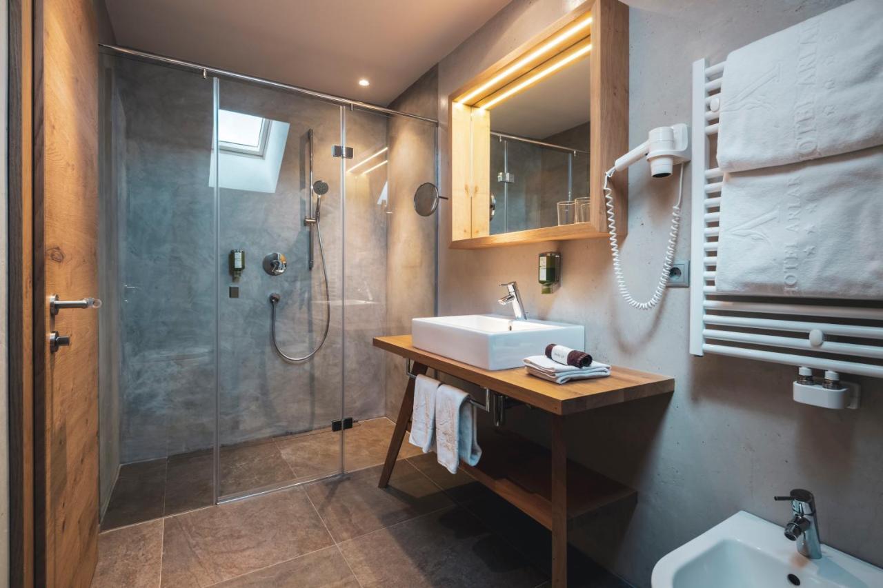 Hotel Arlara Корвара ин Бадия Екстериор снимка